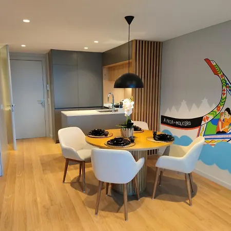 A Proa Do Moliceiro - King Bed With Mirror * أفيرو