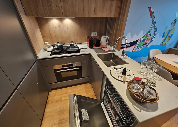 A Proa Do Moliceiro - King Bed With Mirror *